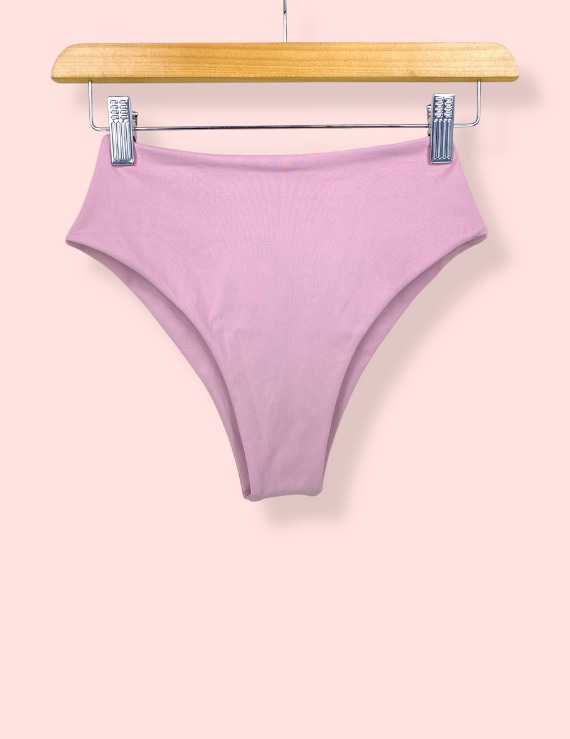 Gigi Bottom - Imagen 12